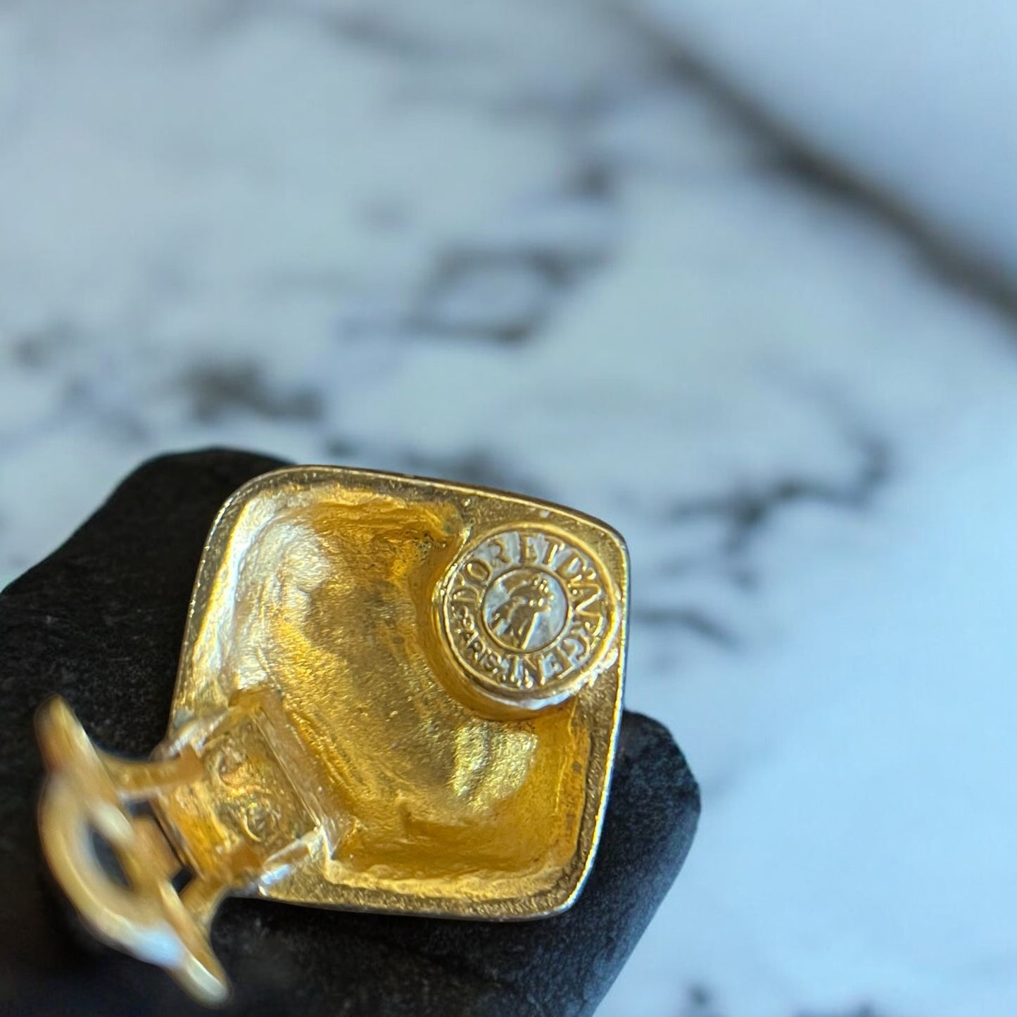 Clips d’oreilles vintage