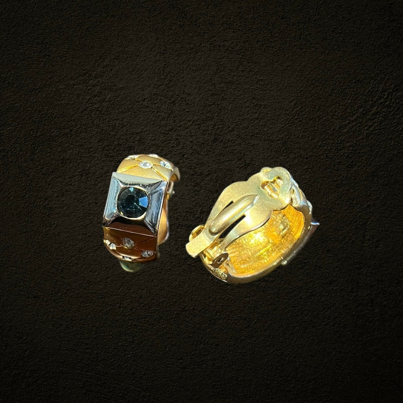 Clips d’oreilles vintage