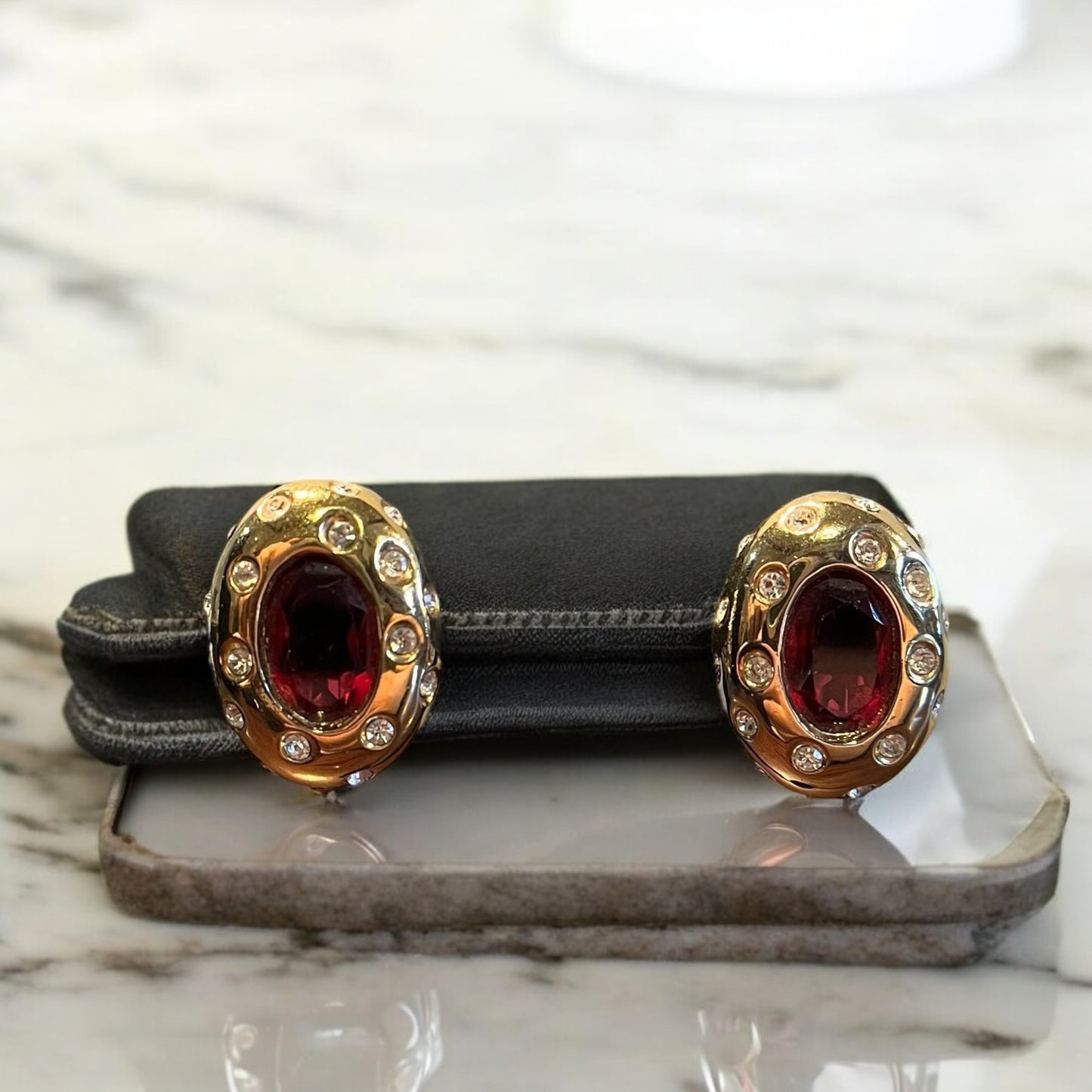 Clips d’oreilles vintage