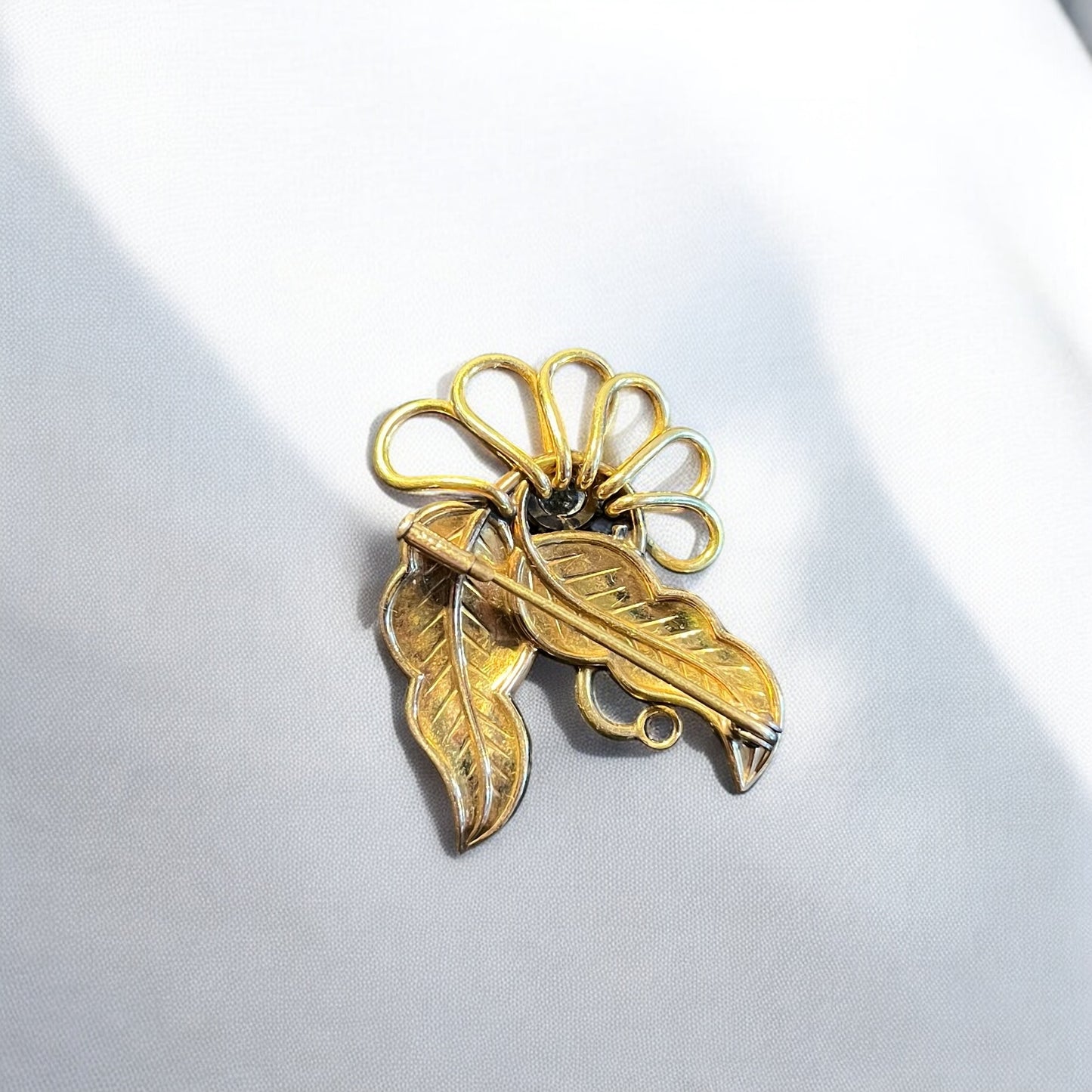 Broche plaqué or