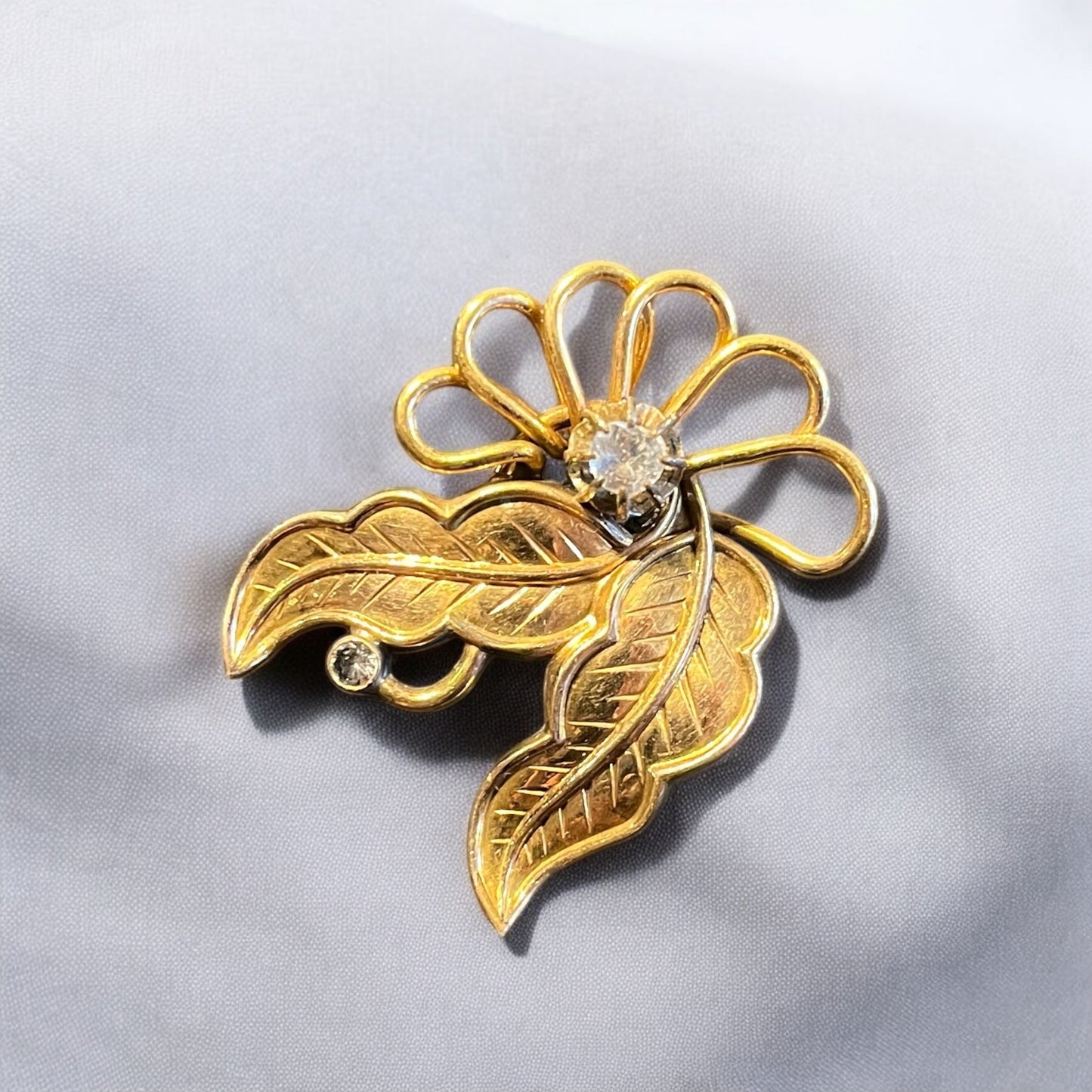 Broche plaqué or