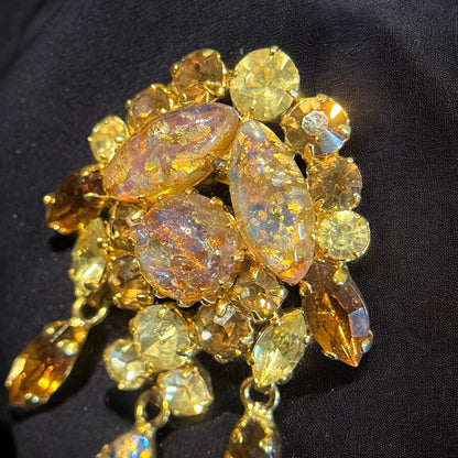 Broche vintage ambrée