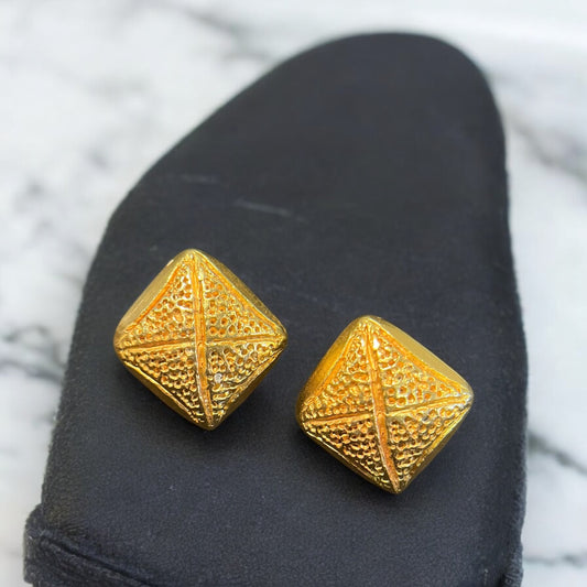 Clips d’oreilles vintage