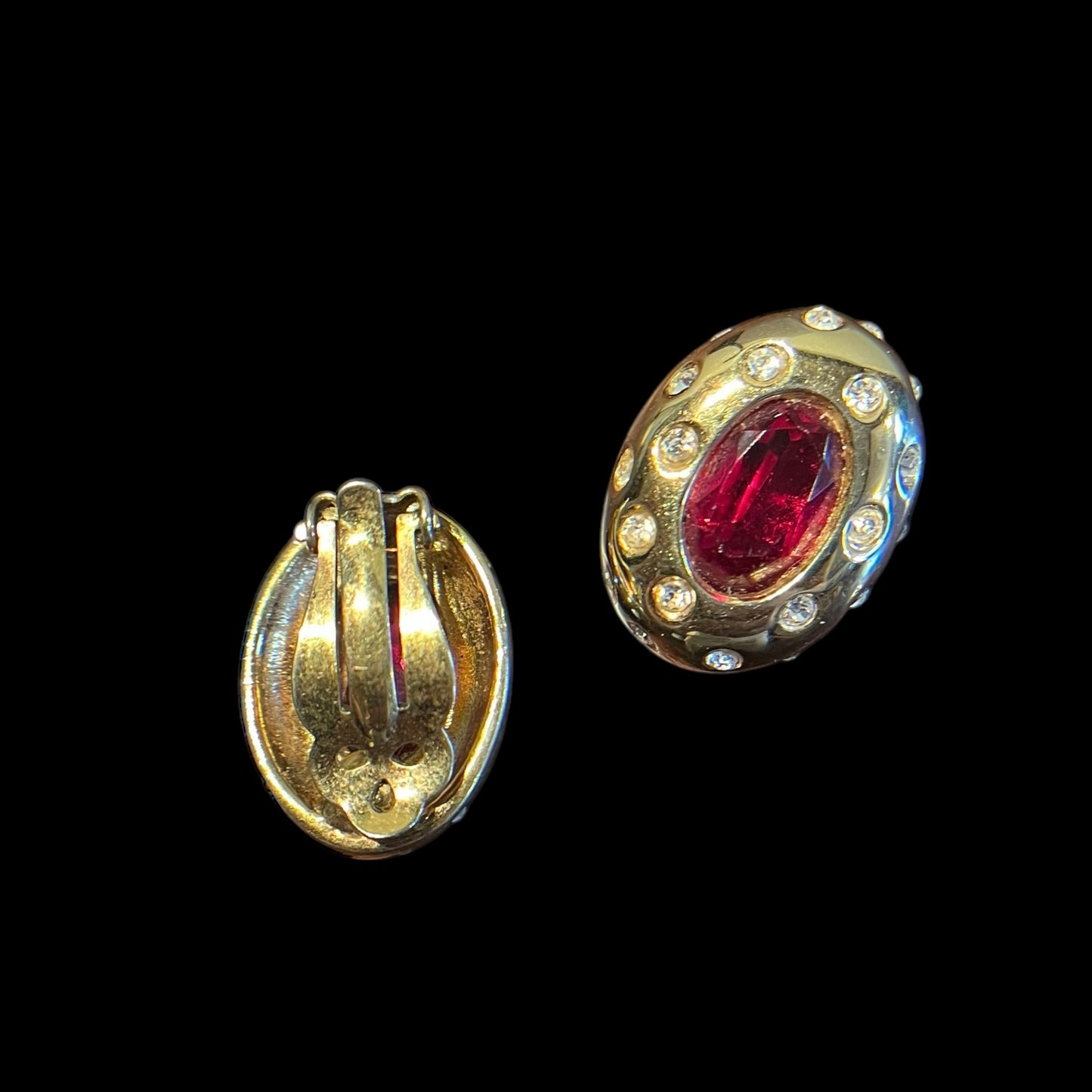 Clips d’oreilles vintage