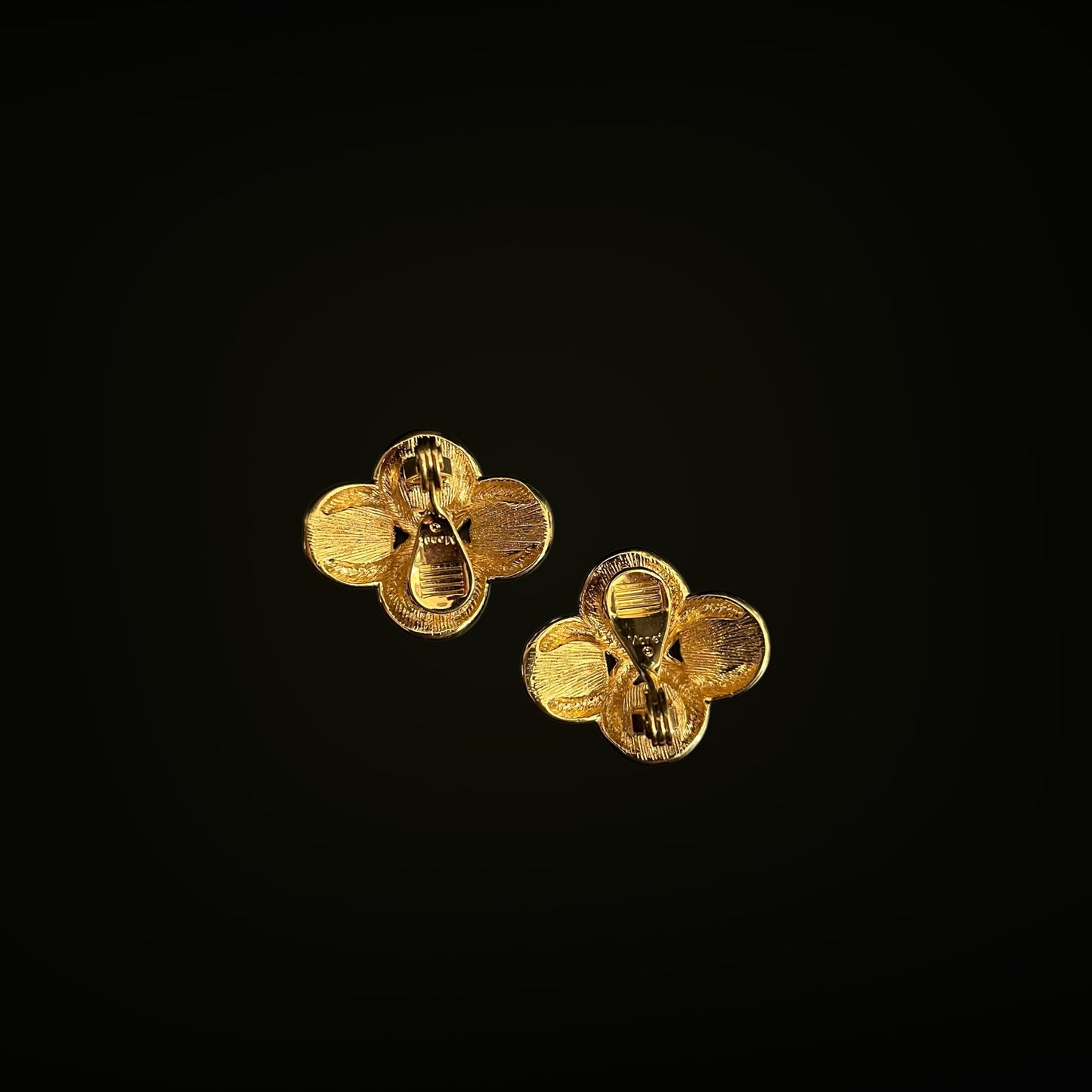 Paire de clips d’oreilles MONET